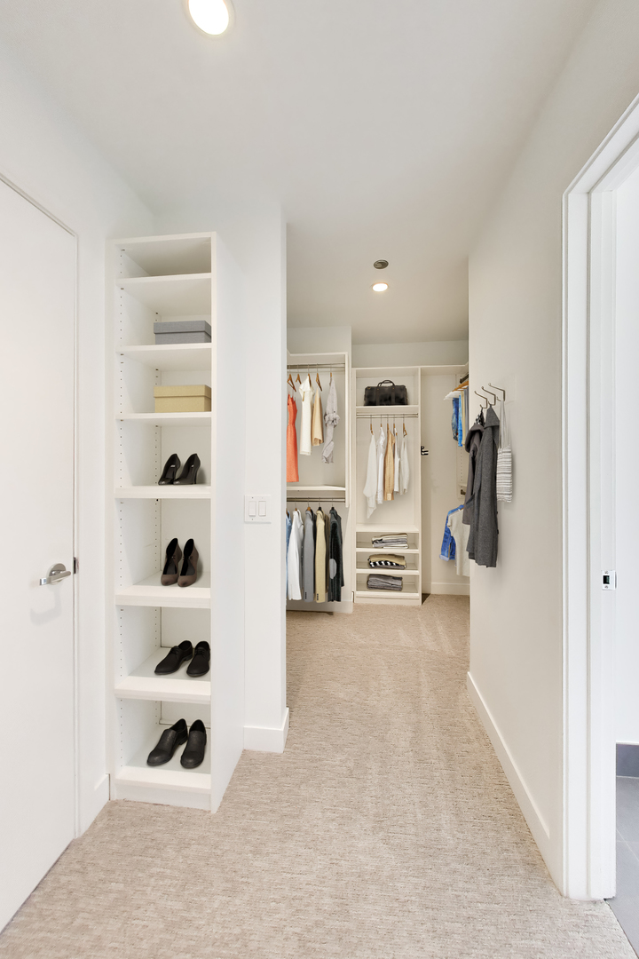 8 E Randolph Street 1505 Property Photo 14
