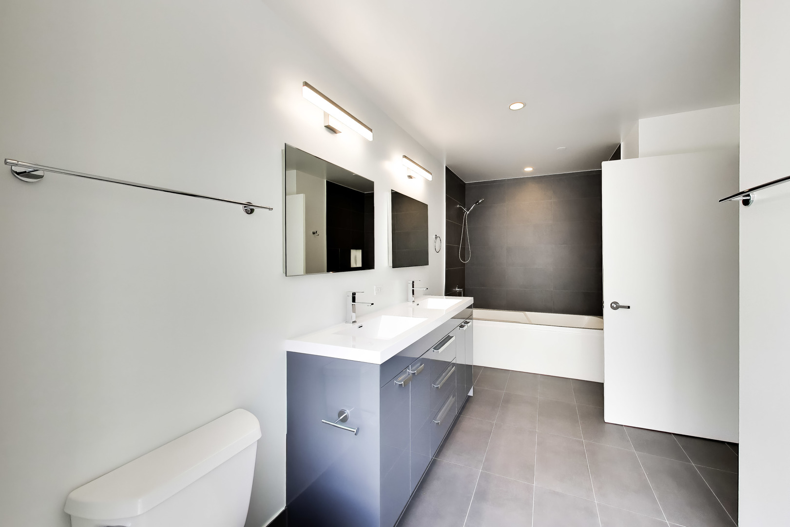 8 E Randolph Street 1505 Property Photo 15