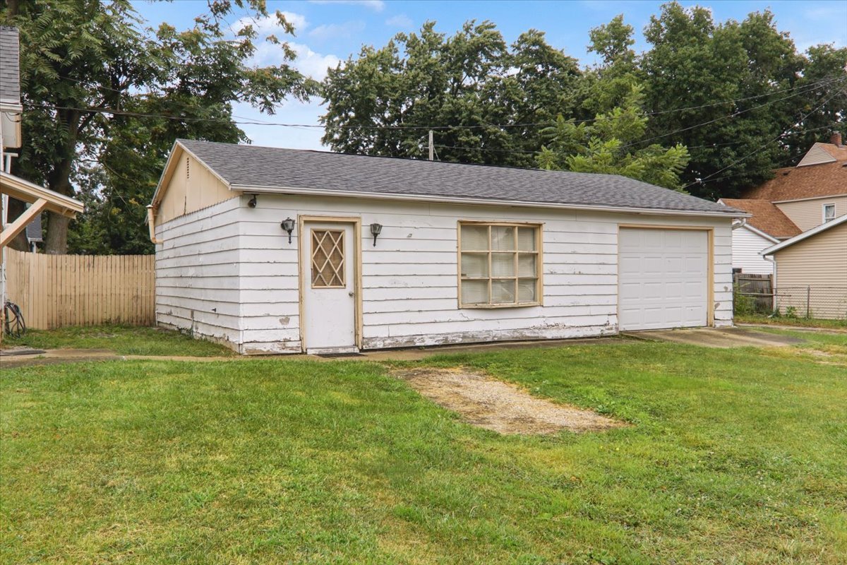 703 S Morris Avenue Property Photo 9