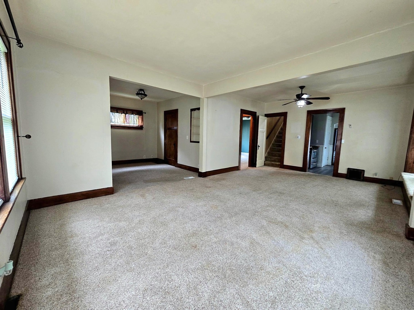 270 18th Place Property Photo 3