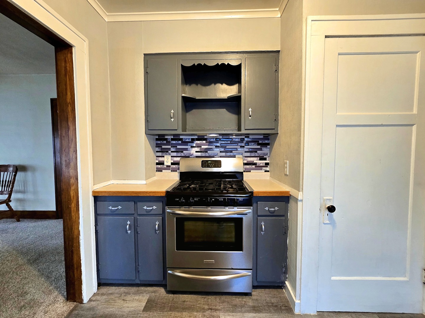 270 18th Place Property Photo 8