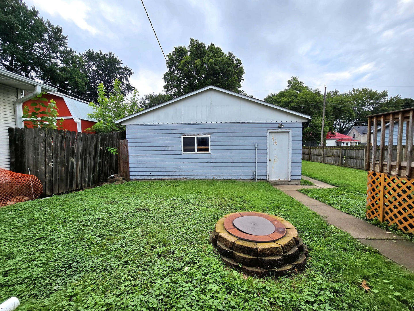 270 18th Place Property Photo 22