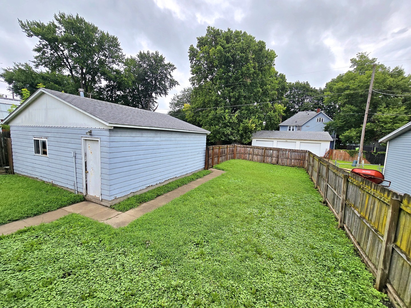 270 18th Place Property Photo 23