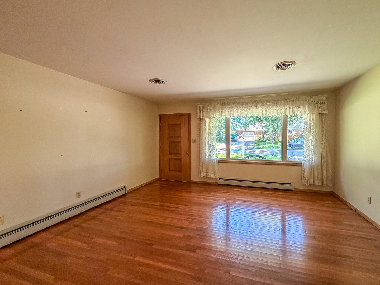 1348 Briarcliff Drive Property Photo 5