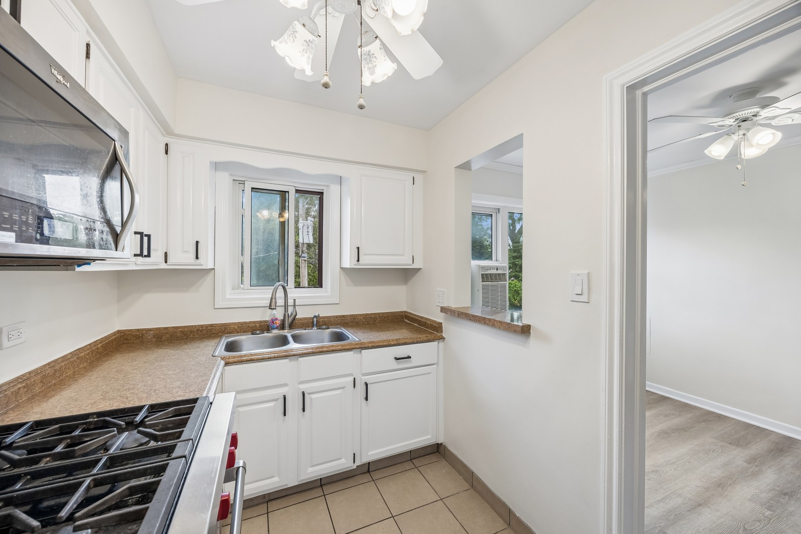1535 Monroe Avenue 2 Property Photo 12