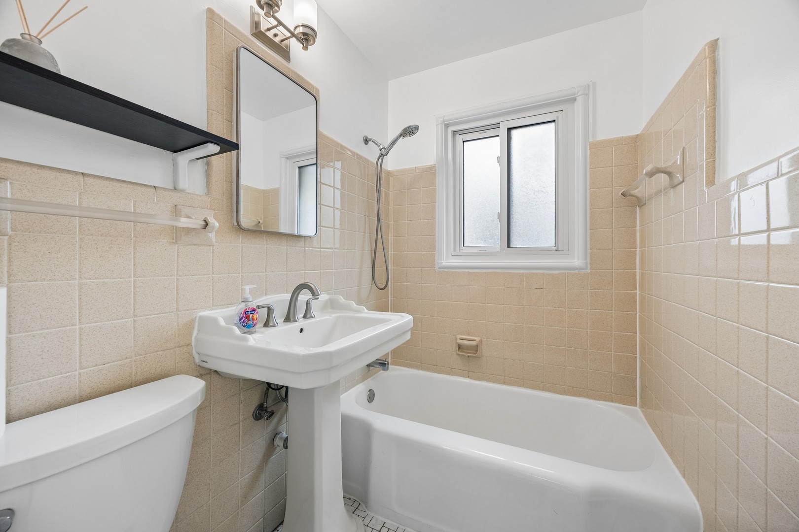 1535 Monroe Avenue 2 Property Photo 19