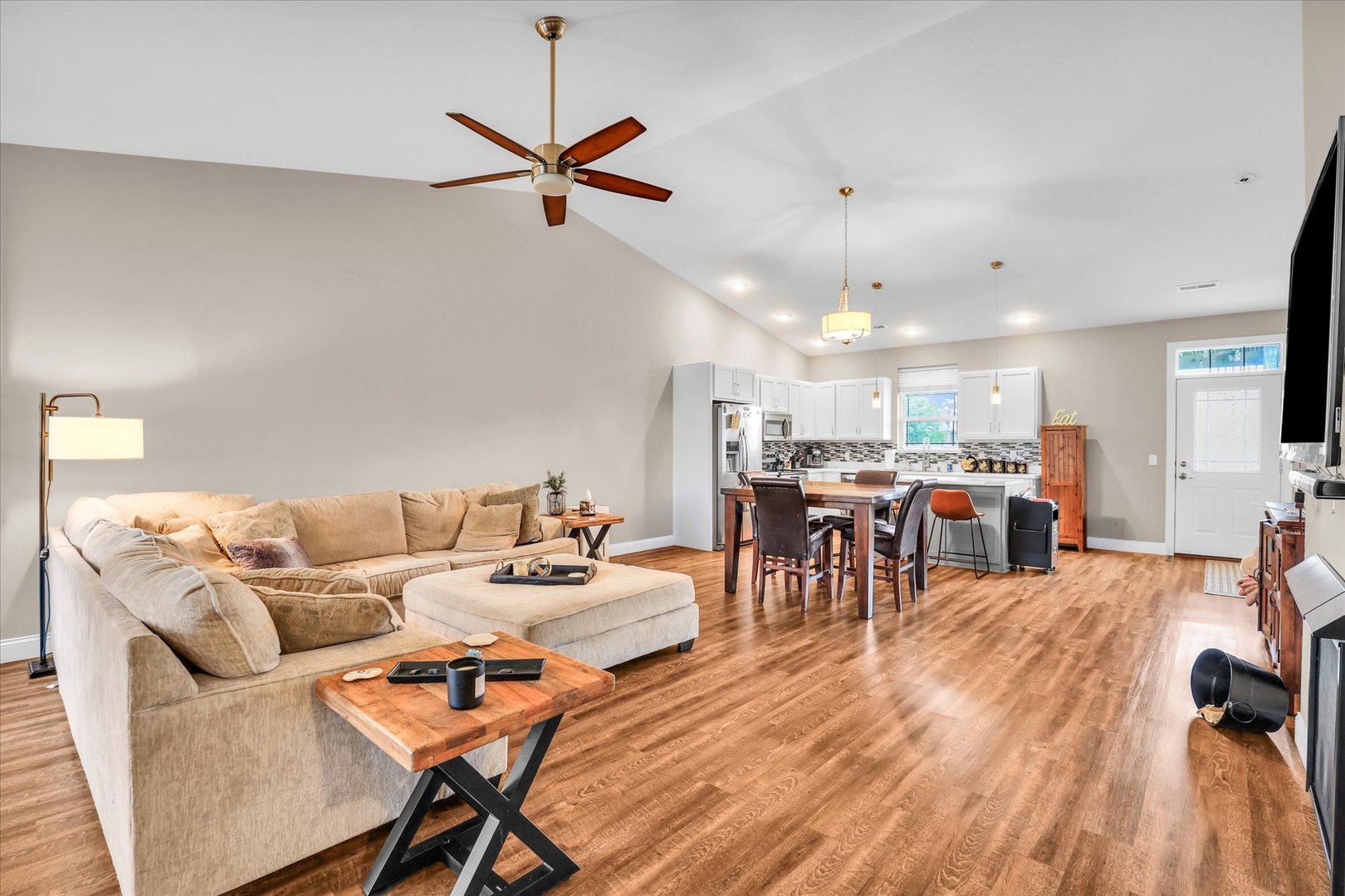 3011 E Stillwater Landing Property Photo 10