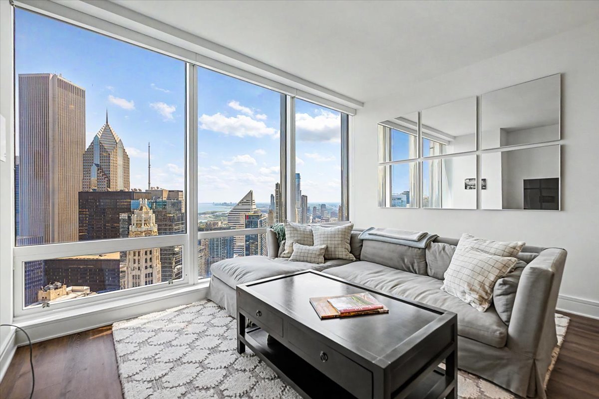 401 N Wabash Avenue 39i Property Photo 3