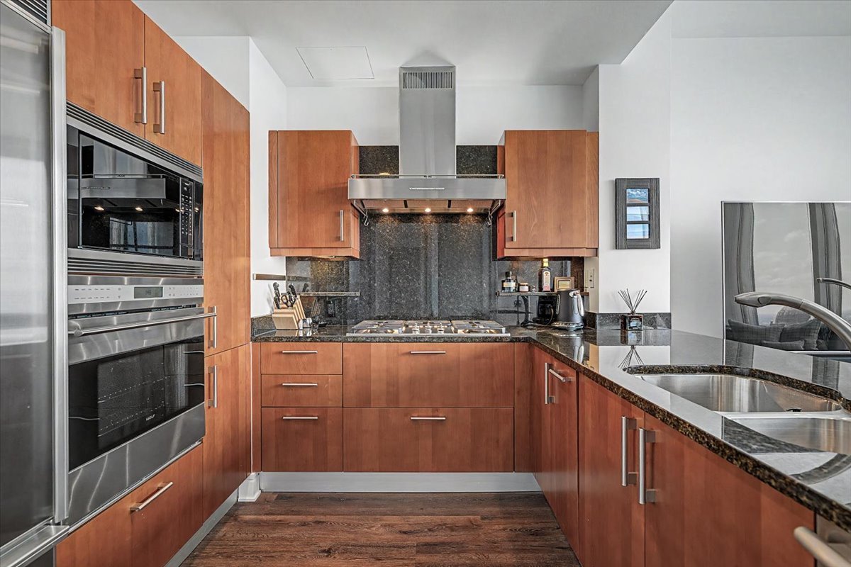 401 N Wabash Avenue 39i Property Photo 5