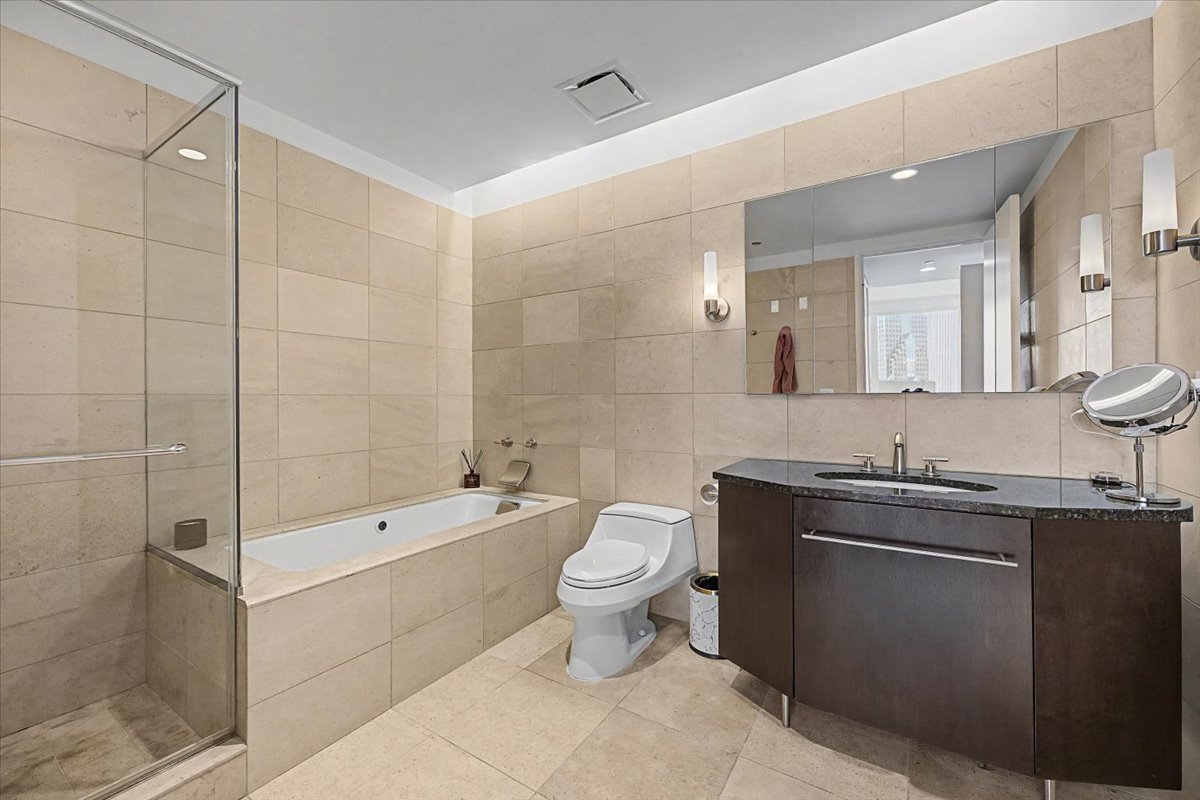 401 N Wabash Avenue 39i Property Photo 11