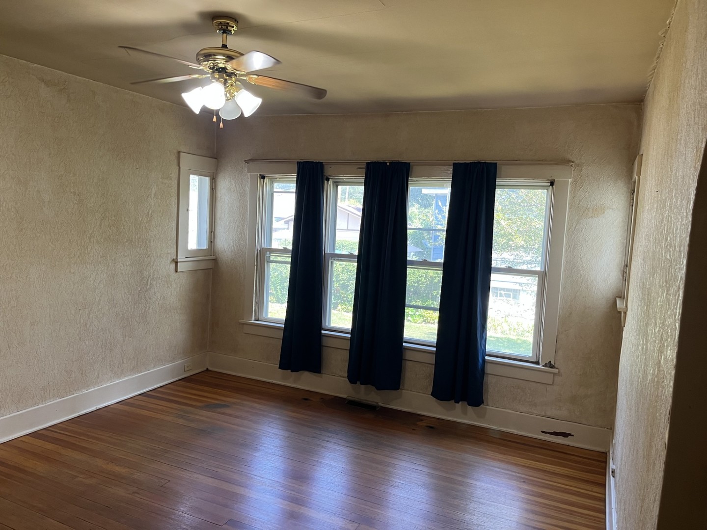 212 Tinley Avenue Property Photo 6