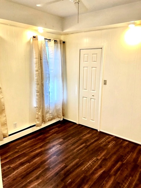 8063 N Elmwood Street Property Photo 10