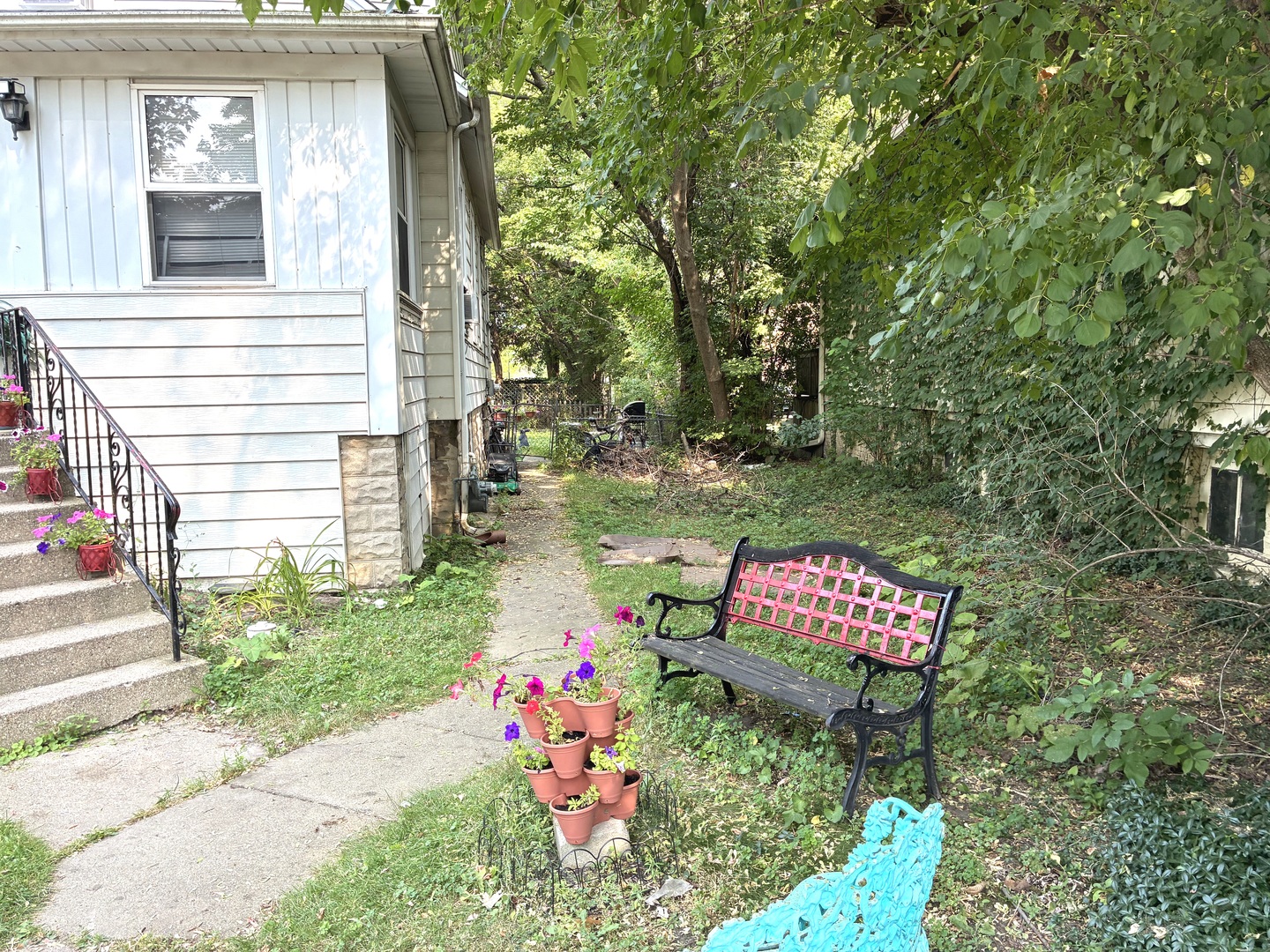 8063 N Elmwood Street Property Photo 20