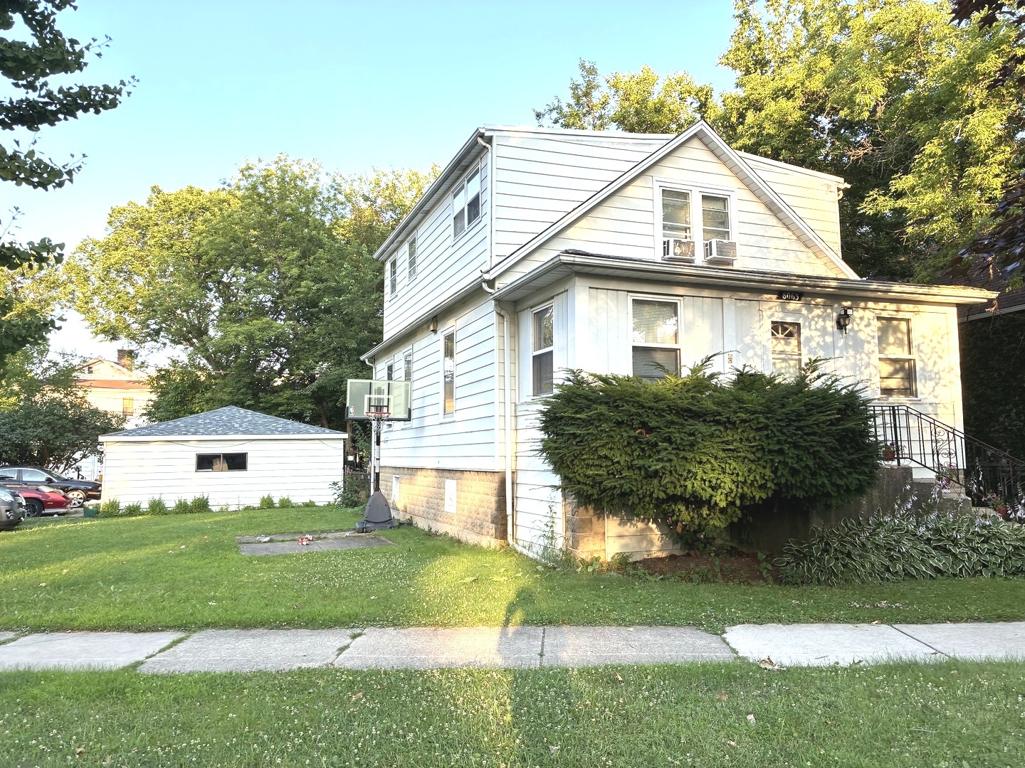 8063 N Elmwood Street Property Photo 21