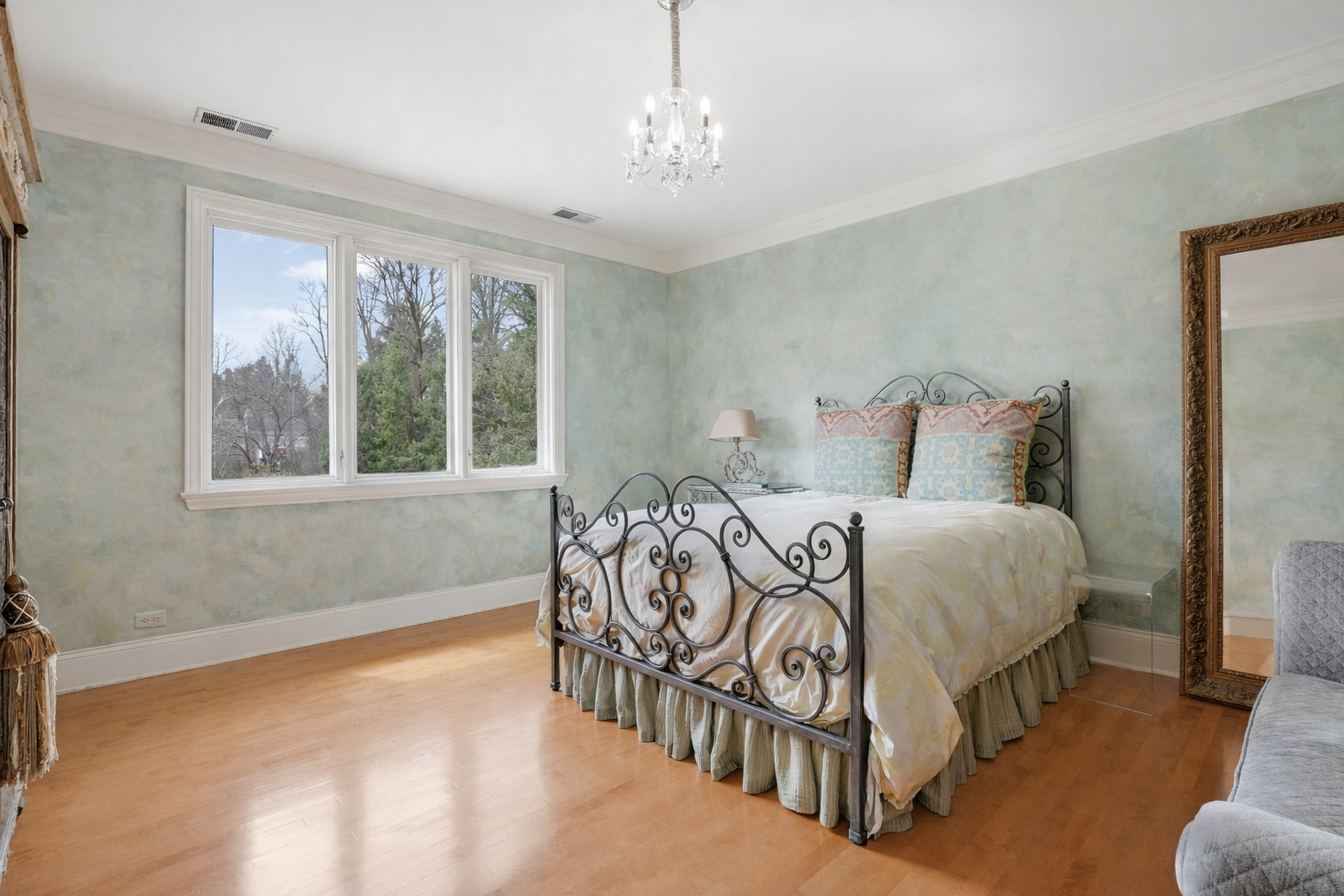1877 Banbury Road Property Photo 31
