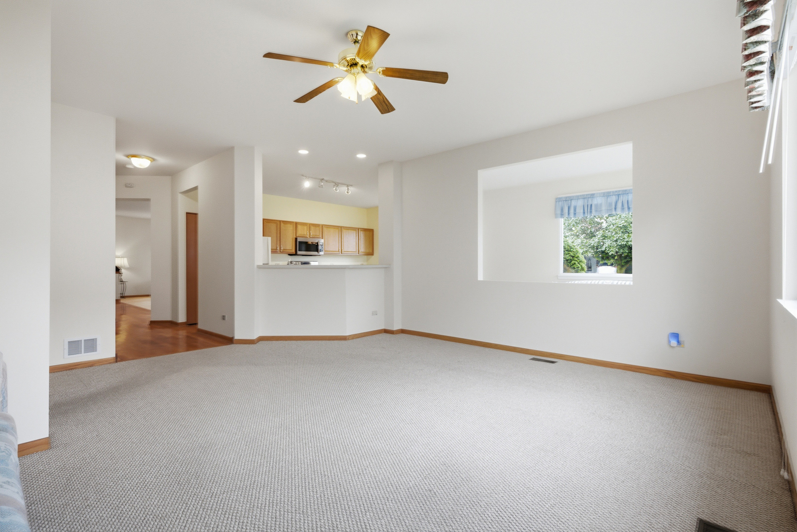 623 Saugatuk Circle Property Photo 14