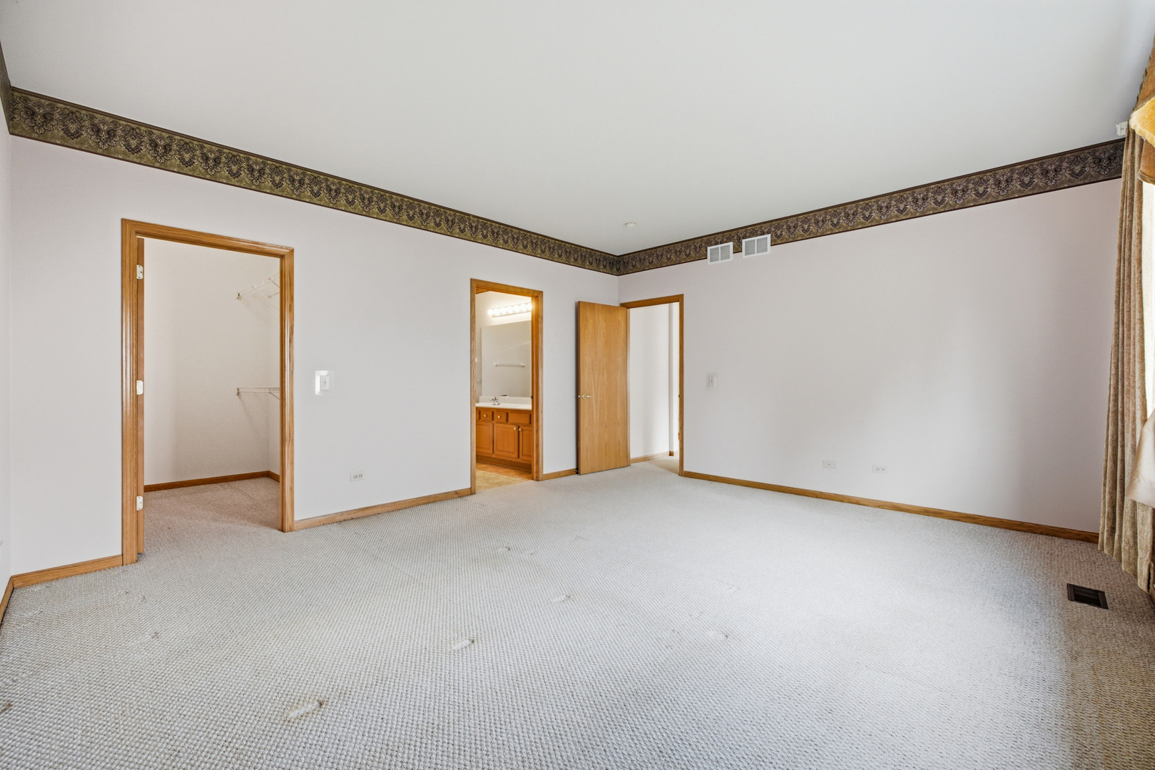 623 Saugatuk Circle Property Photo 19