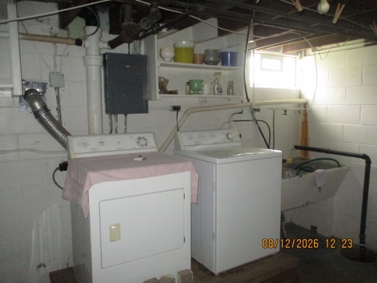 1704 Cora Street Property Photo 18