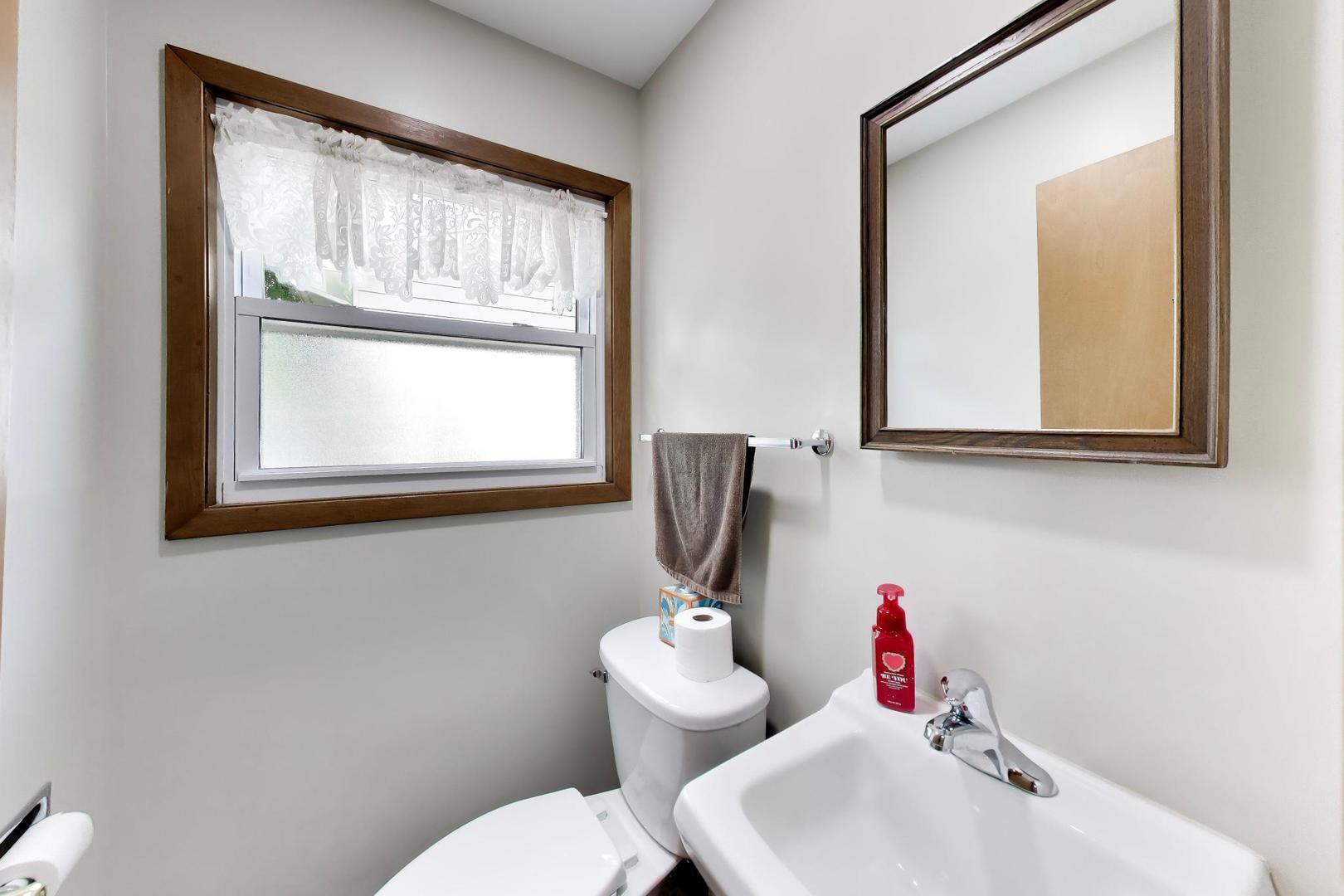 2047 Chestnut Street Property Photo 17
