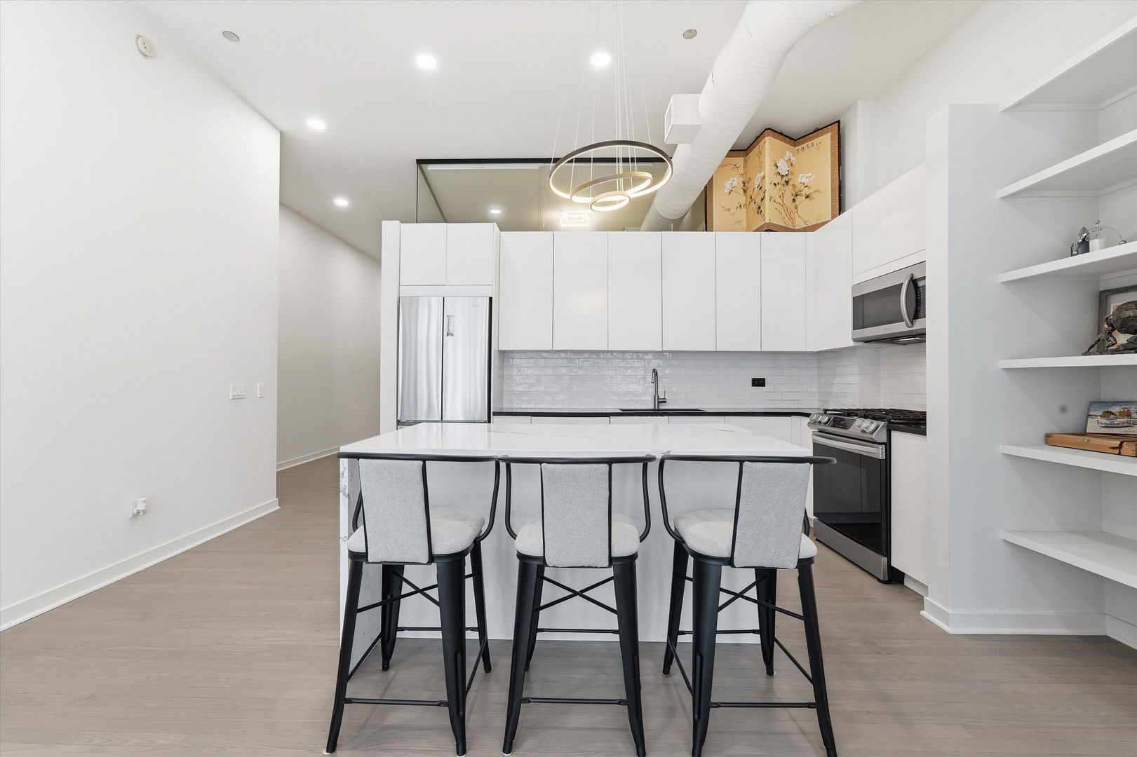 333 W Hubbard Street 1010 Property Photo 4