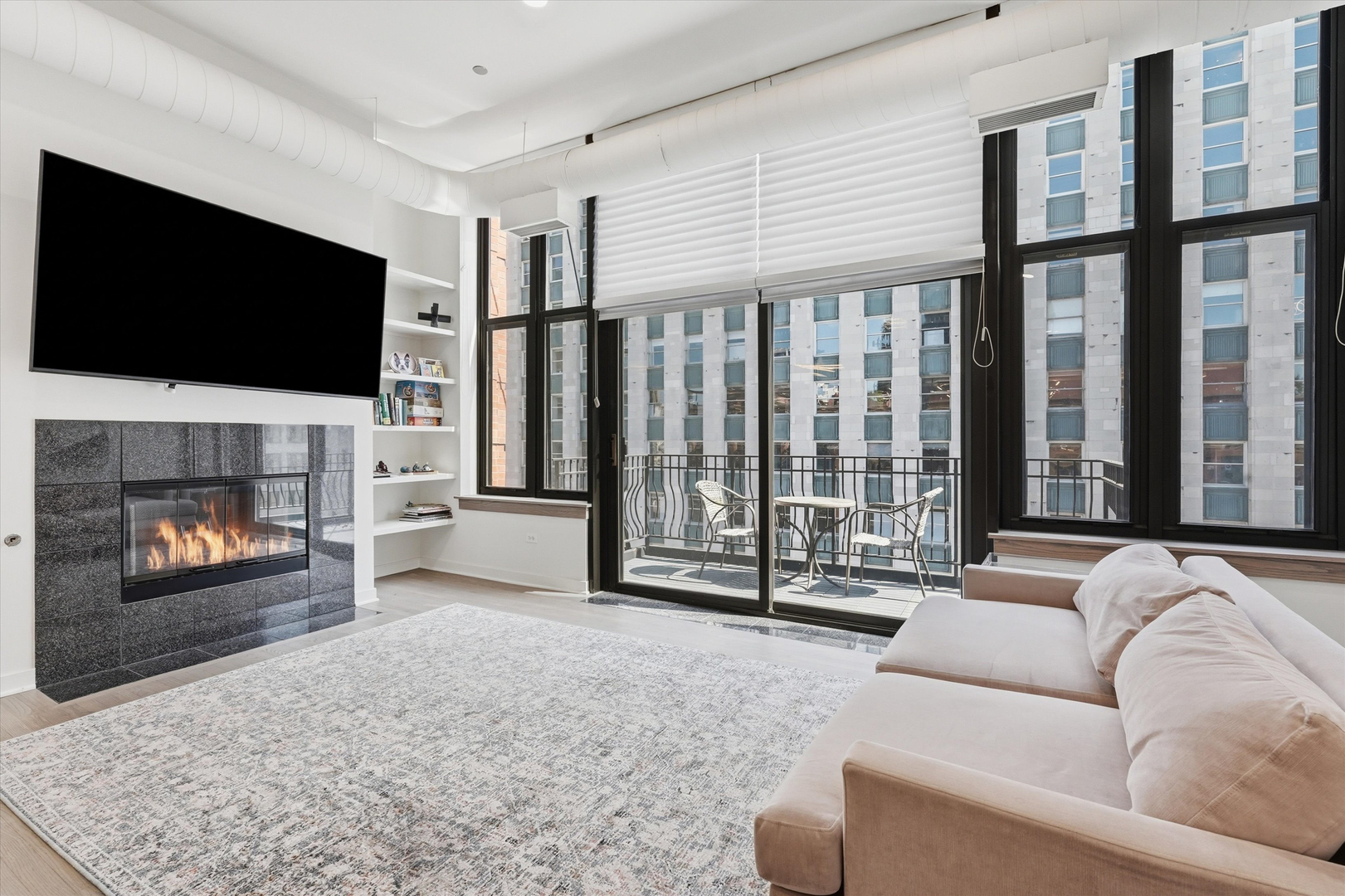 333 W Hubbard Street 1010 Property Photo 8