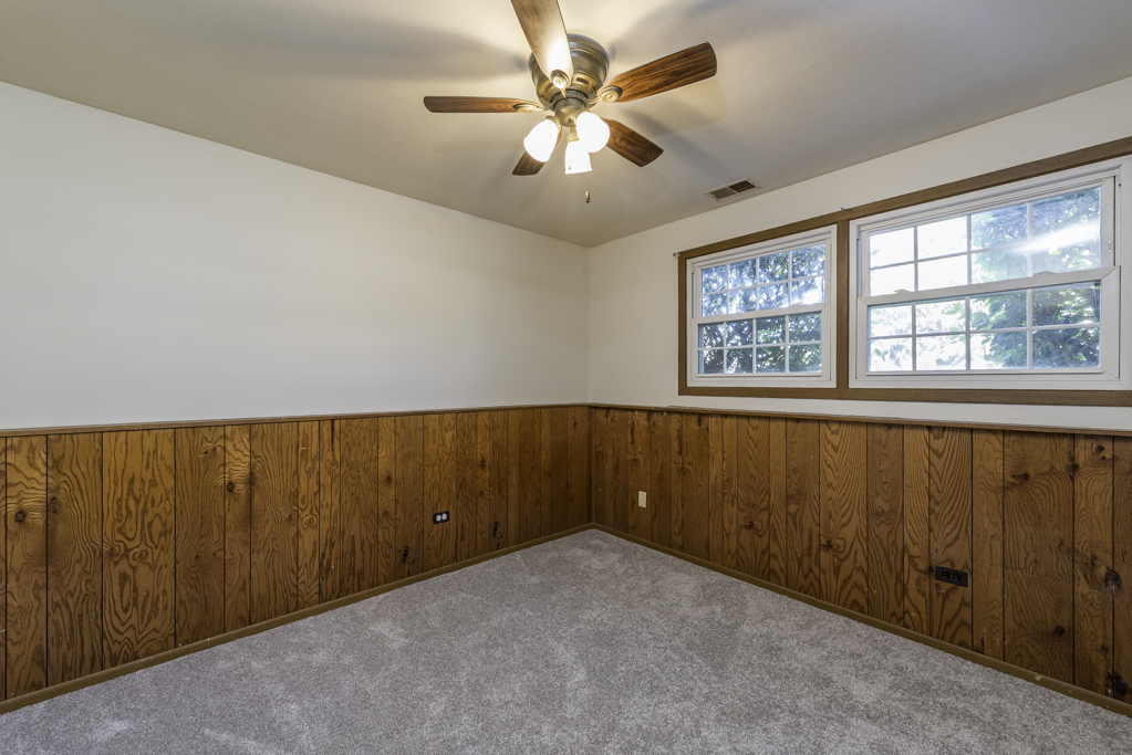 38484 N North Shore Avenue Property Photo 31
