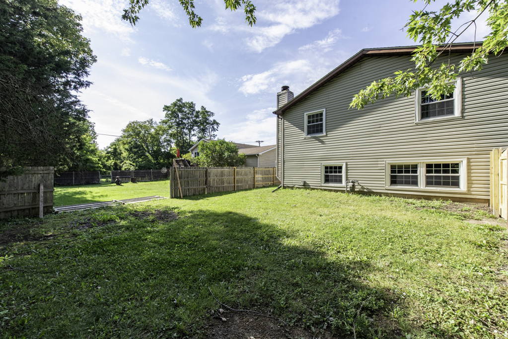 38484 N North Shore Avenue Property Photo 33