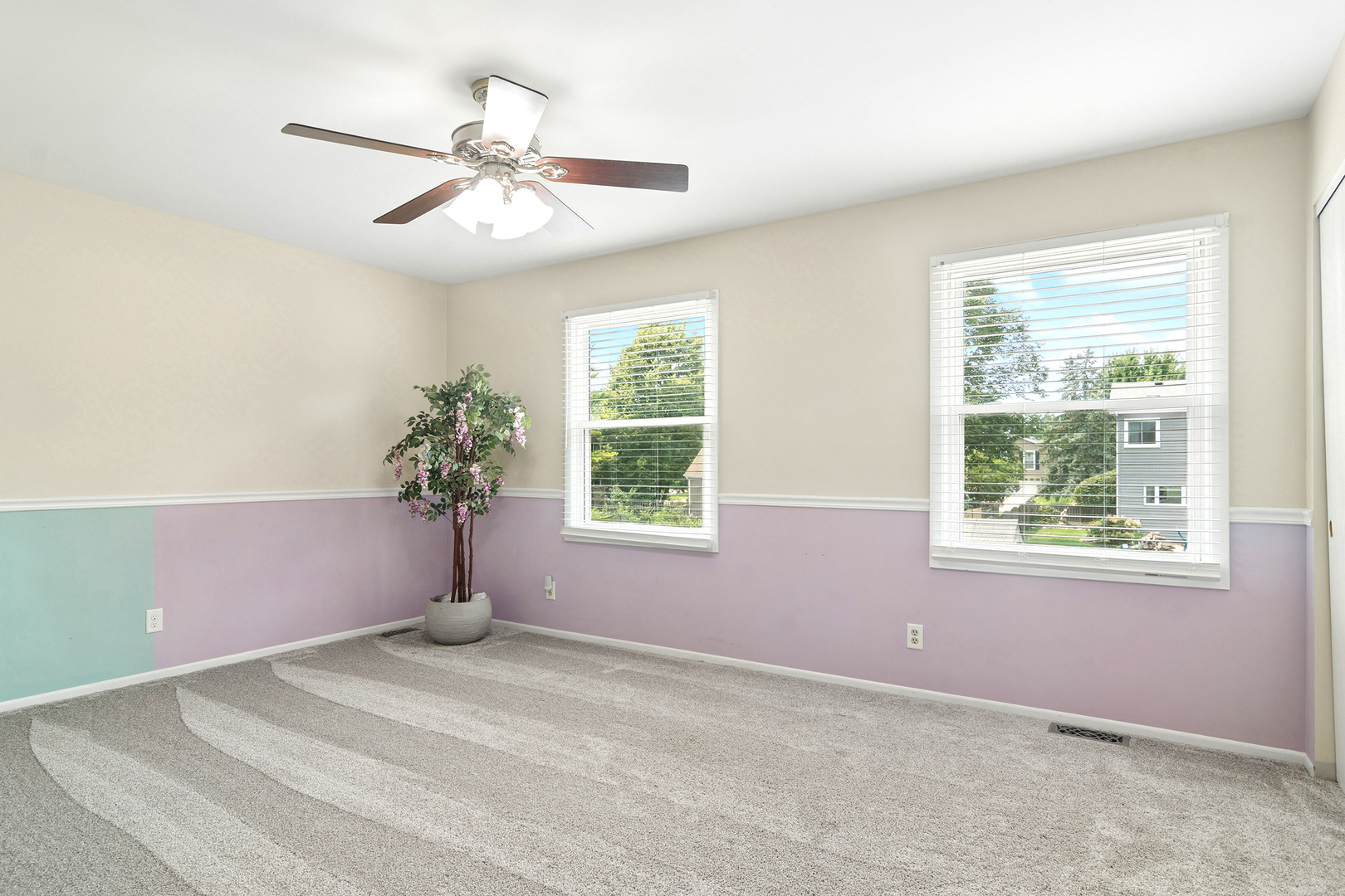 988 Newbury Drive Property Photo 19