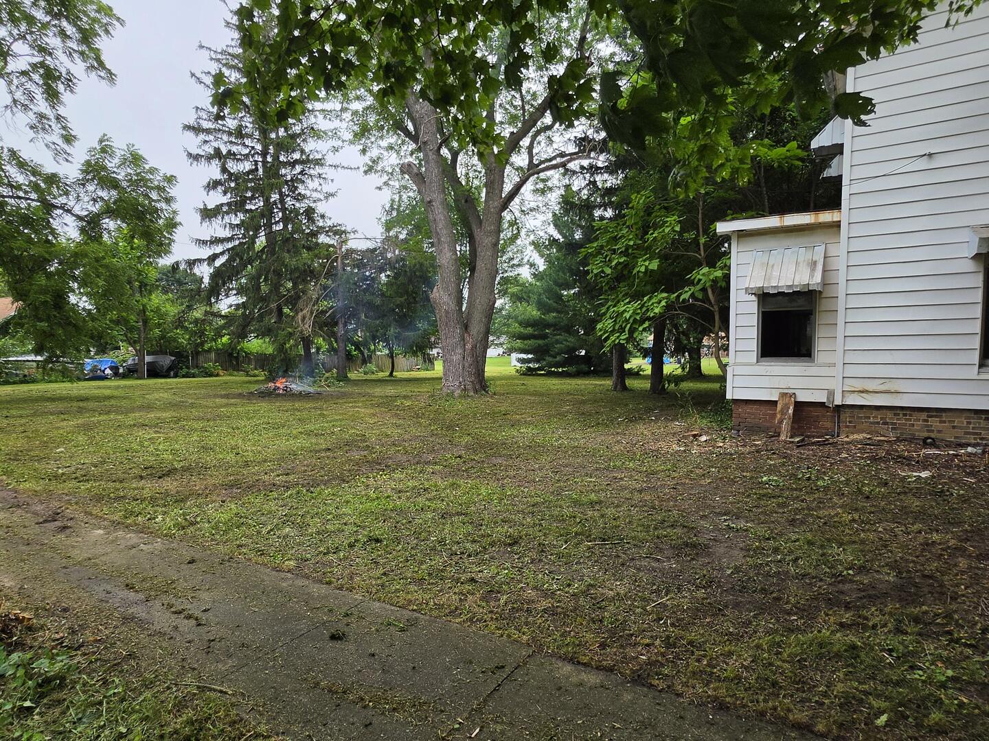 202 S 1st Street Property Photo 5