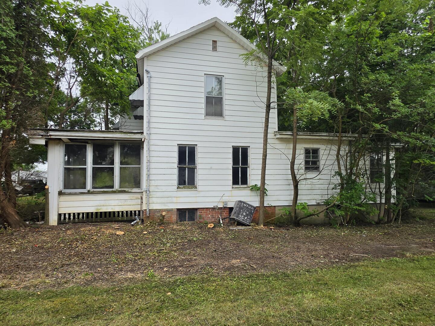 202 S 1st Street Property Photo 6