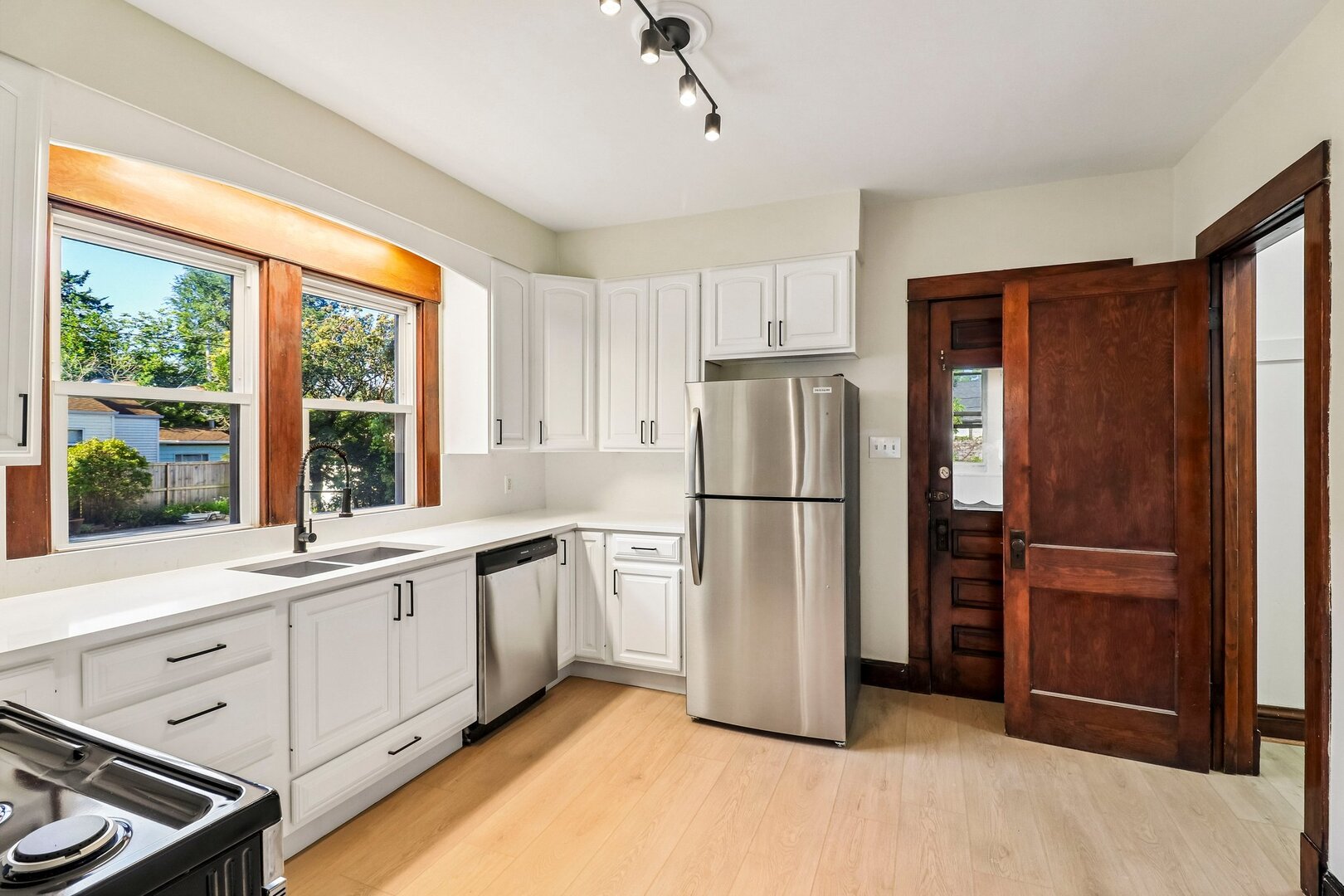 1013 Vine Street Property Photo 7