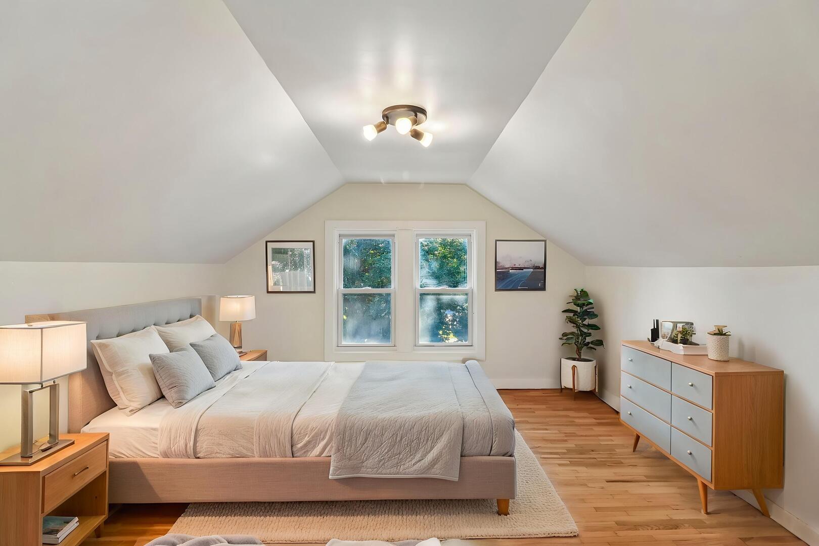 1013 Vine Street Property Photo 15