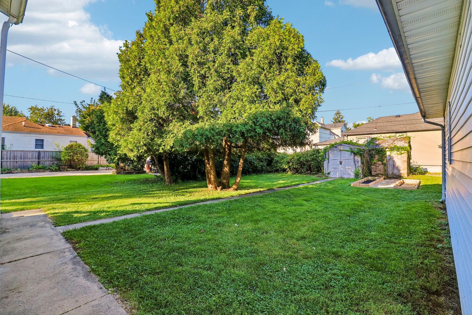 1013 Vine Street Property Photo 17
