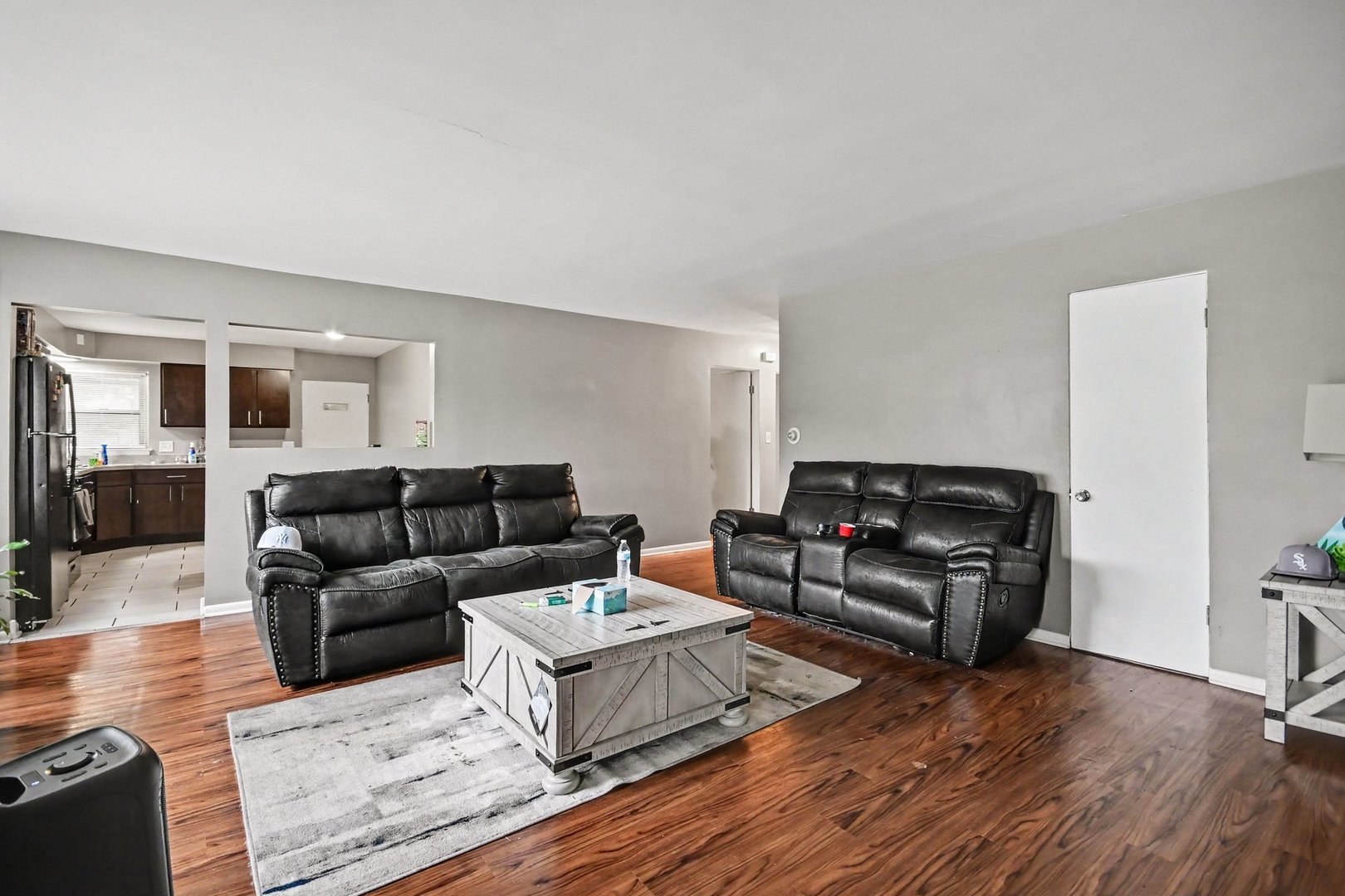 18408 Torrence Avenue Property Photo 10