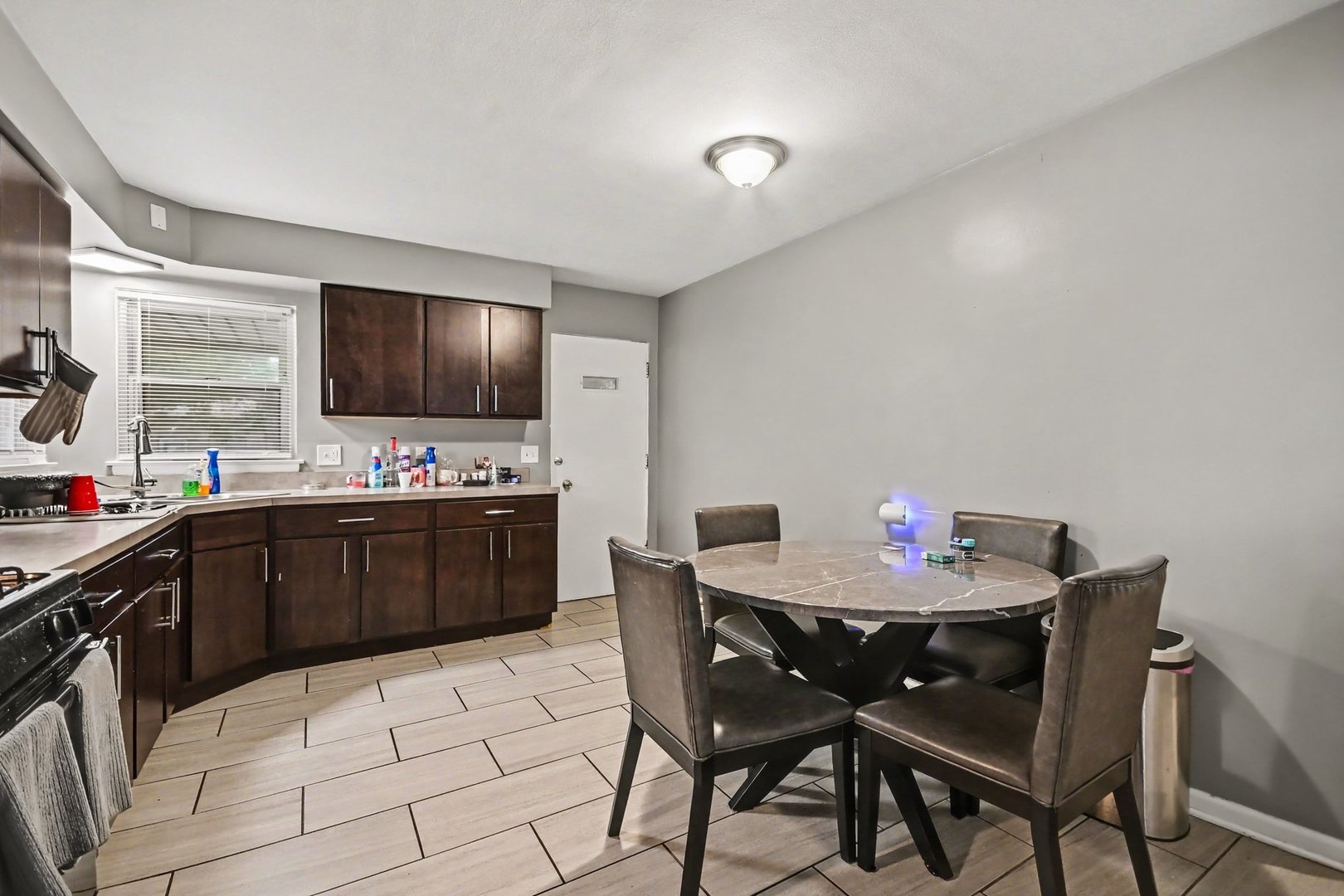 18408 Torrence Avenue Property Photo 14
