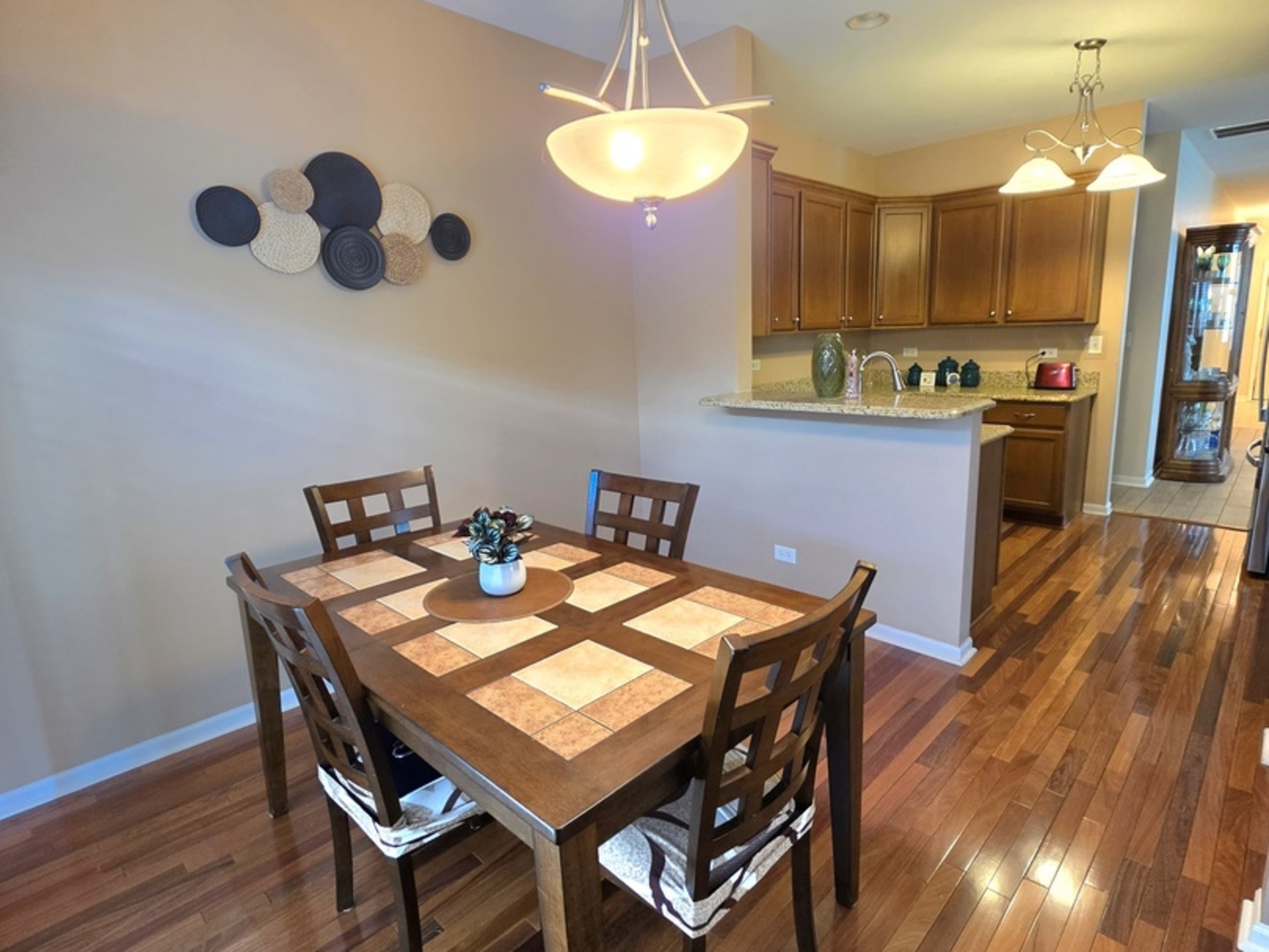 8211 Tremont Lane Property Photo 7