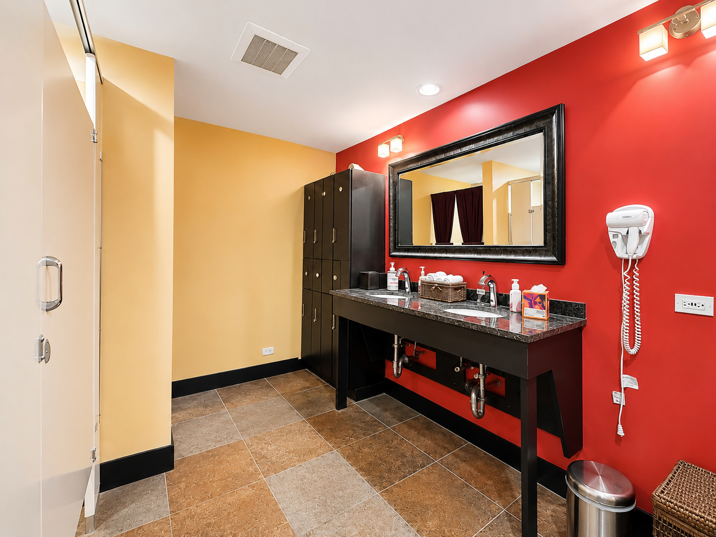 12722616 Property Photo 22