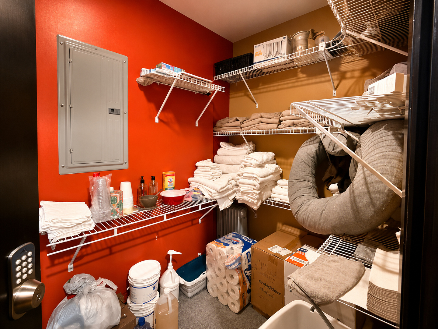 12722616 Property Photo 24