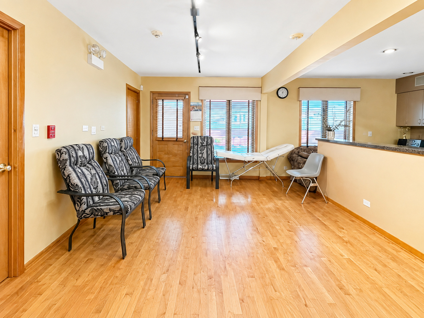 12722616 Property Photo 32