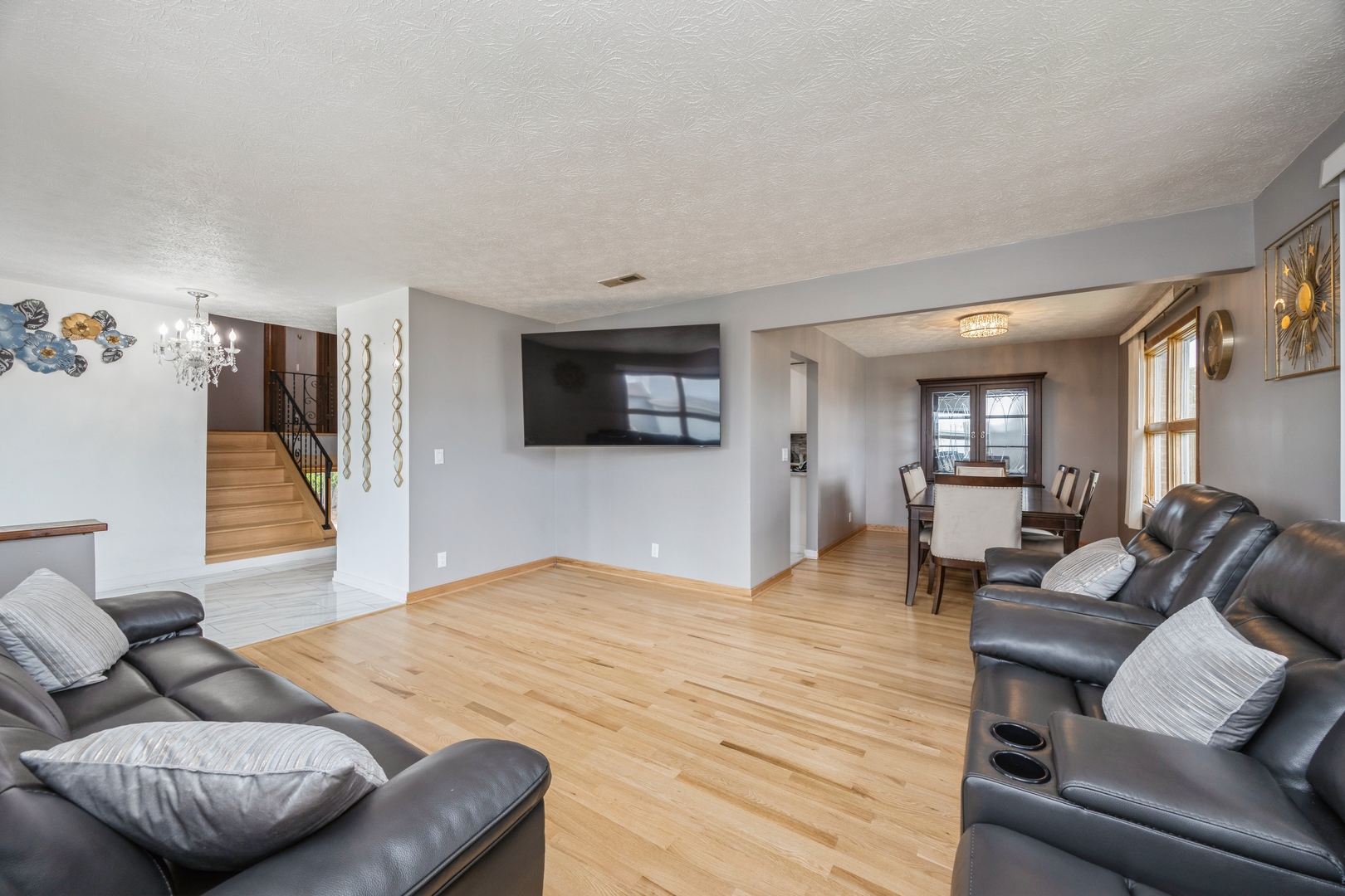 6614 Kane Avenue Property Photo 5