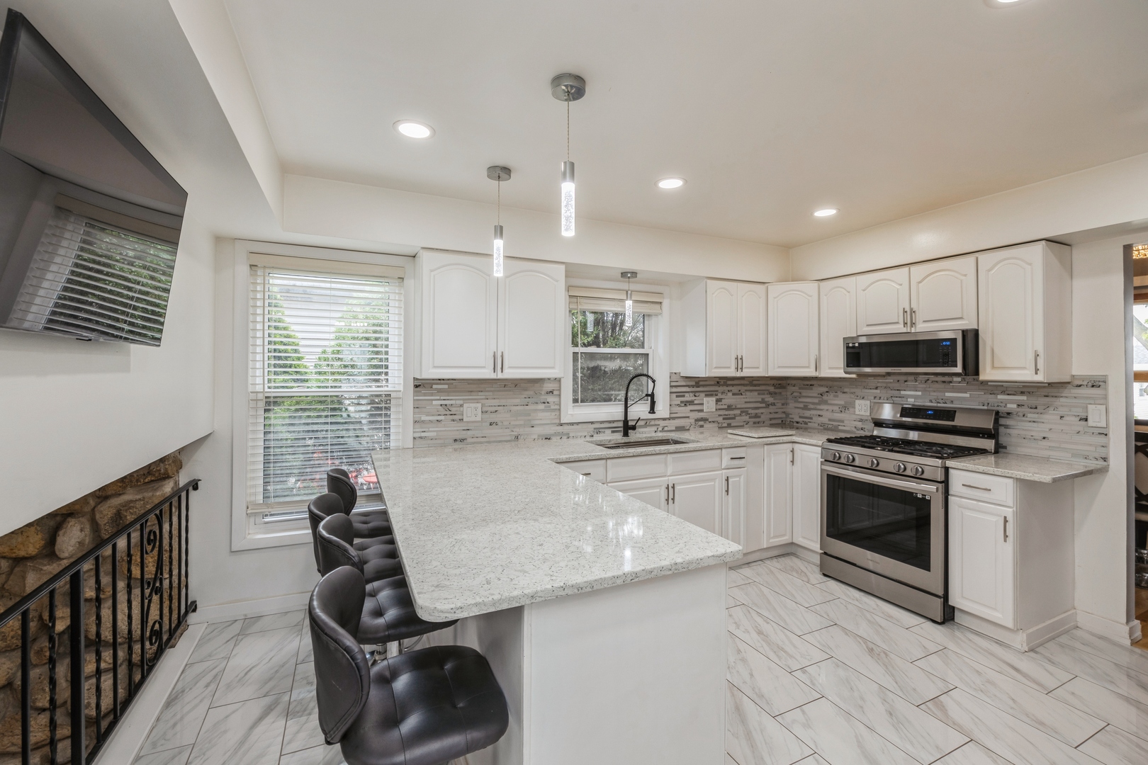 6614 Kane Avenue Property Photo 7