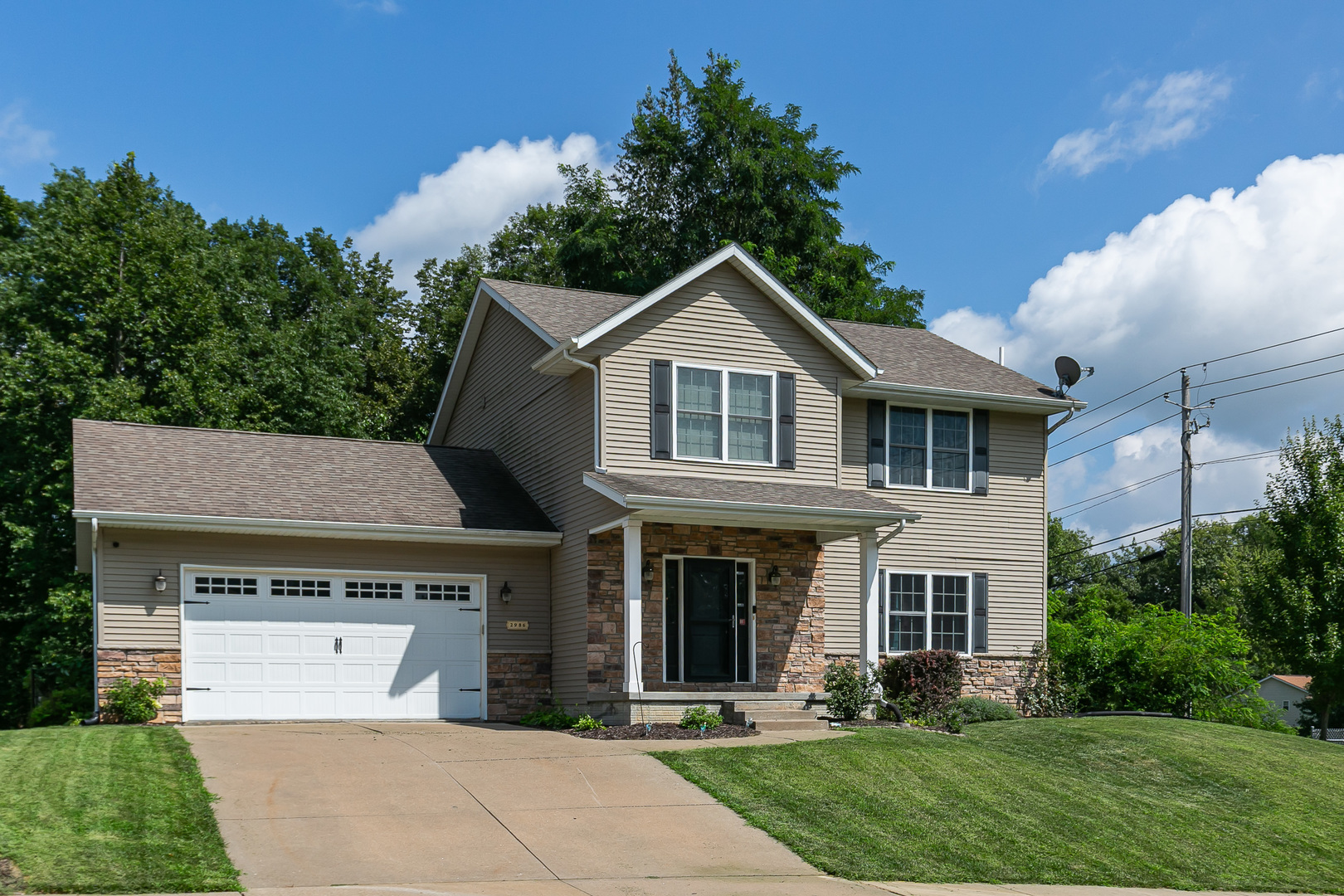 2986 16th Street Court Property Photo 3