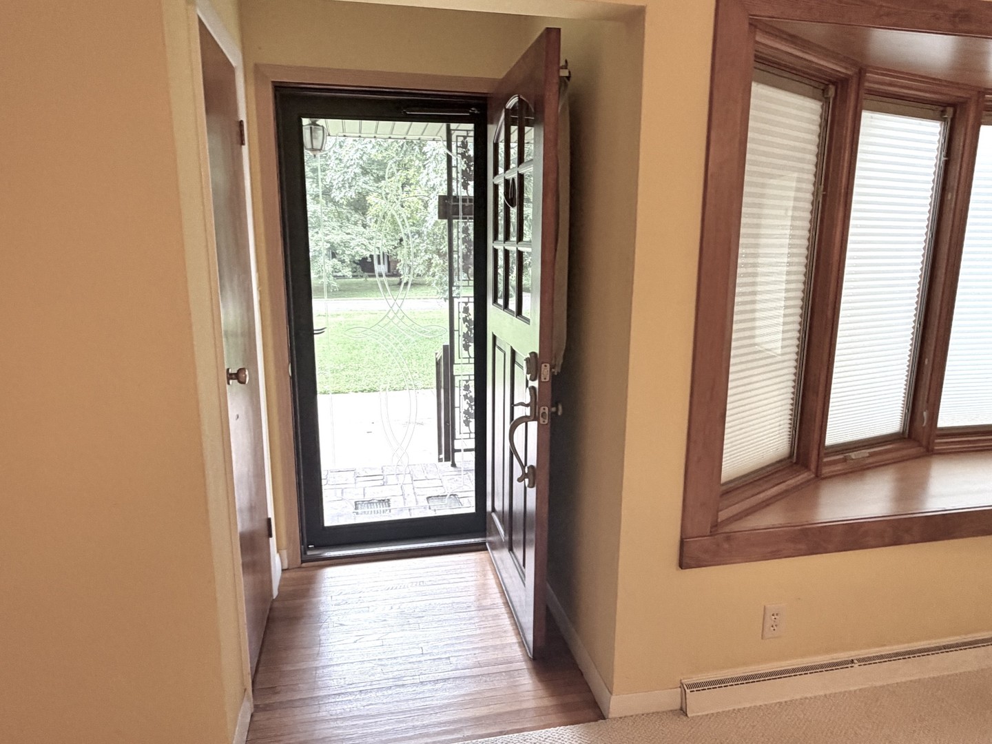 205 Oak Street Property Photo 2