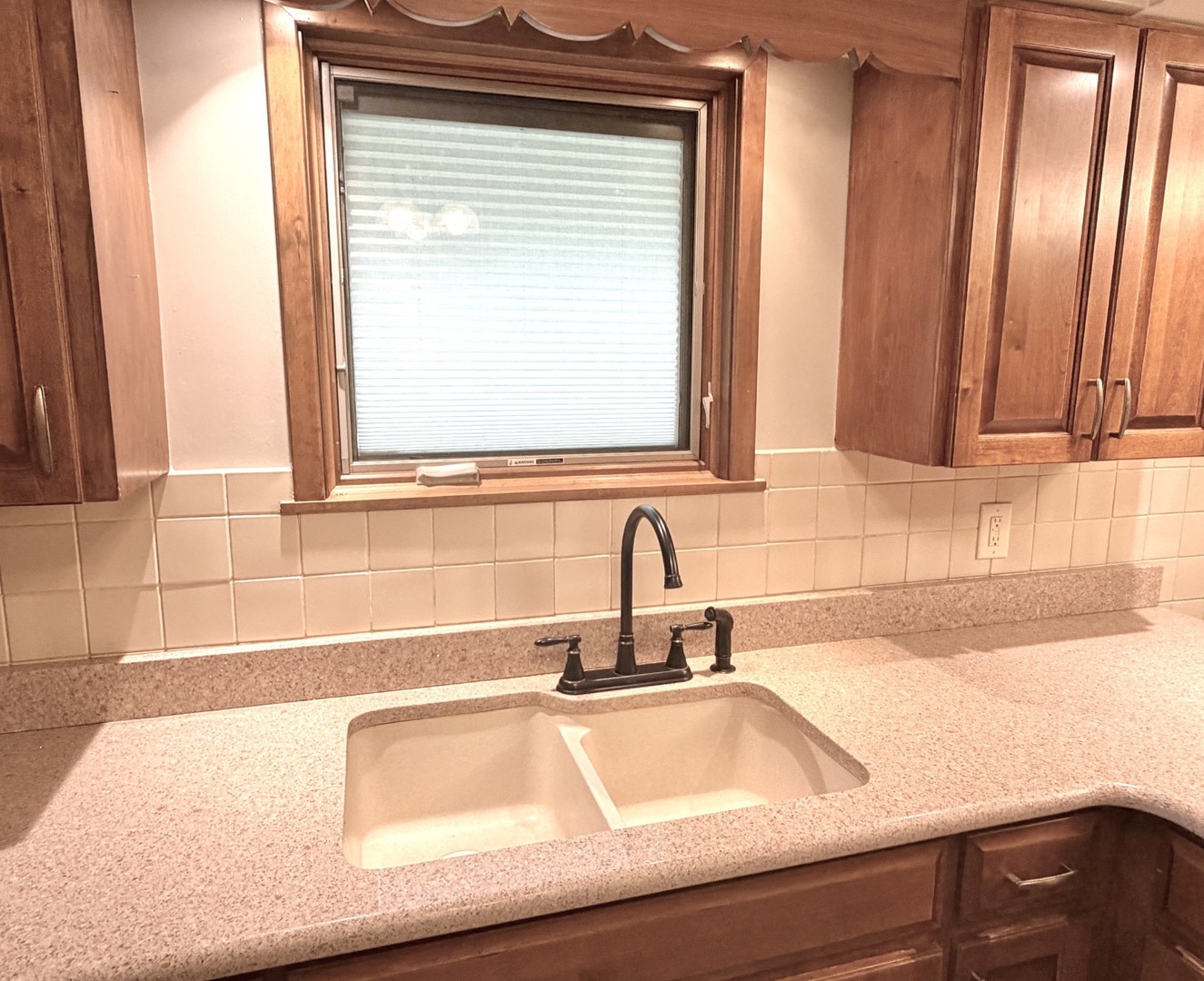 205 Oak Street Property Photo 8