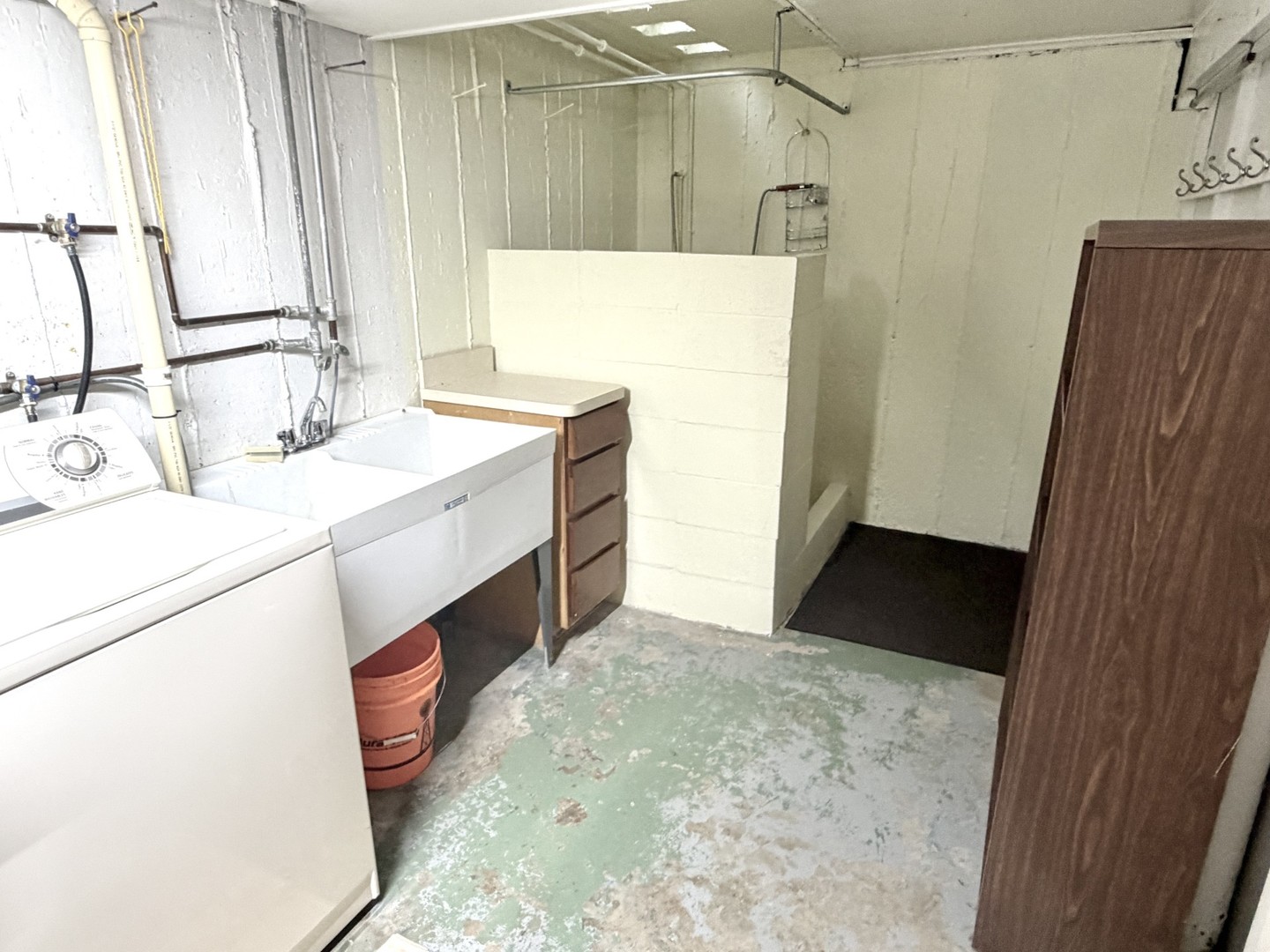 205 Oak Street Property Photo 24