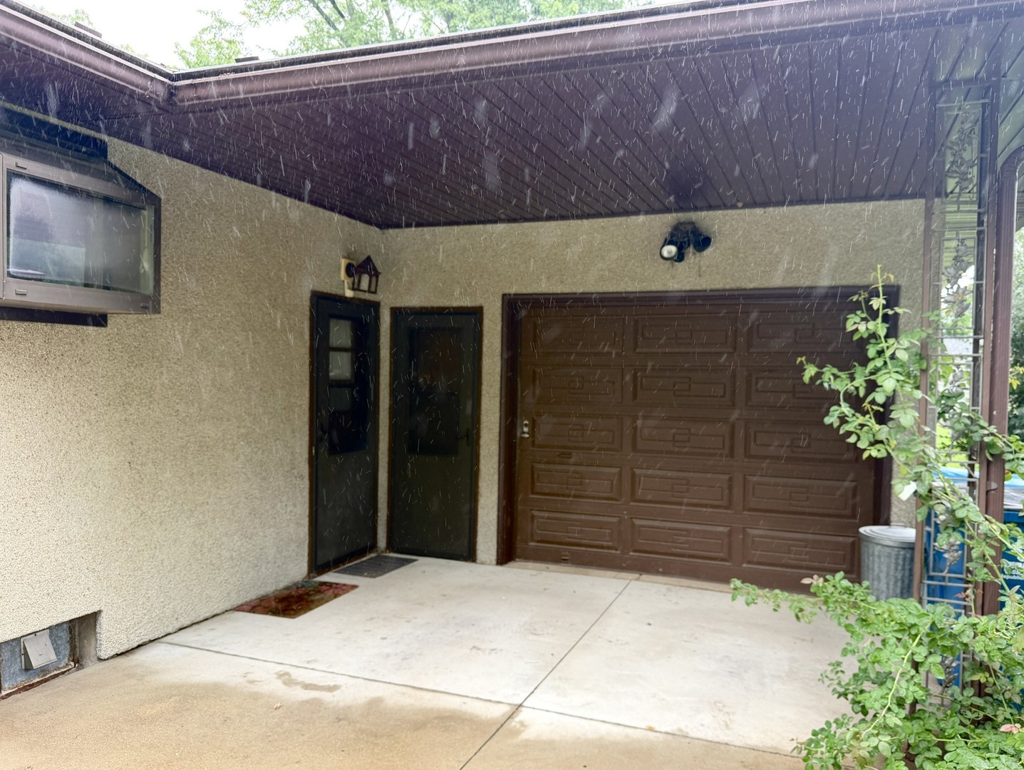 205 Oak Street Property Photo 30