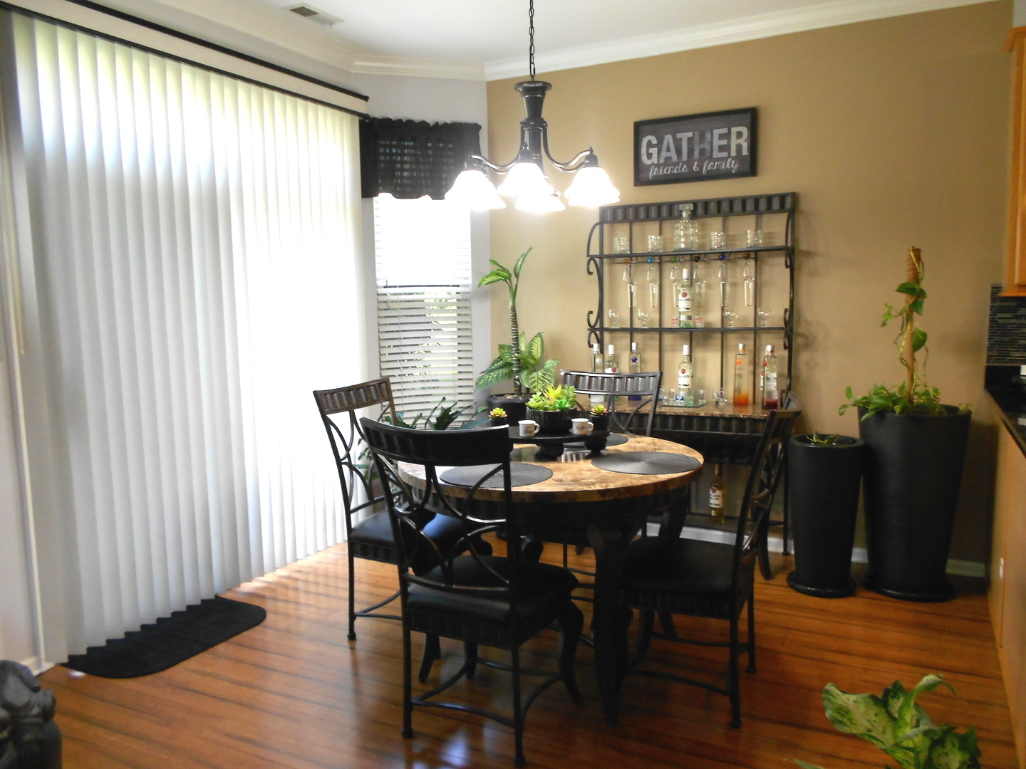 1950 Cobblestone Drive Property Photo 9