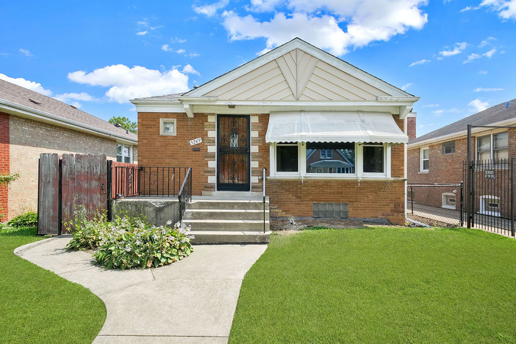 5249 S Ridgeway Avenue Property Photo 1