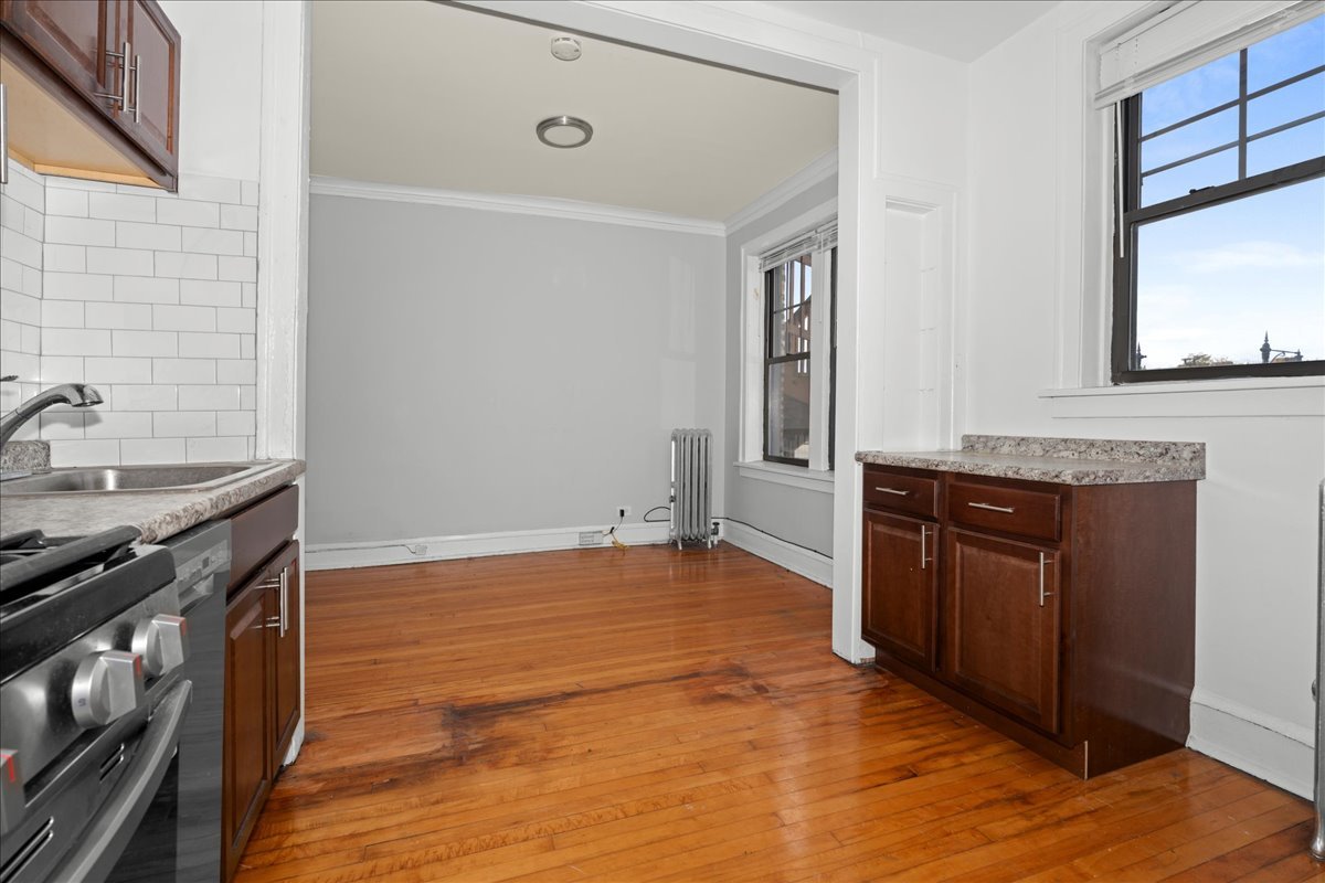 2348 W Addison Street D2 Property Photo 11