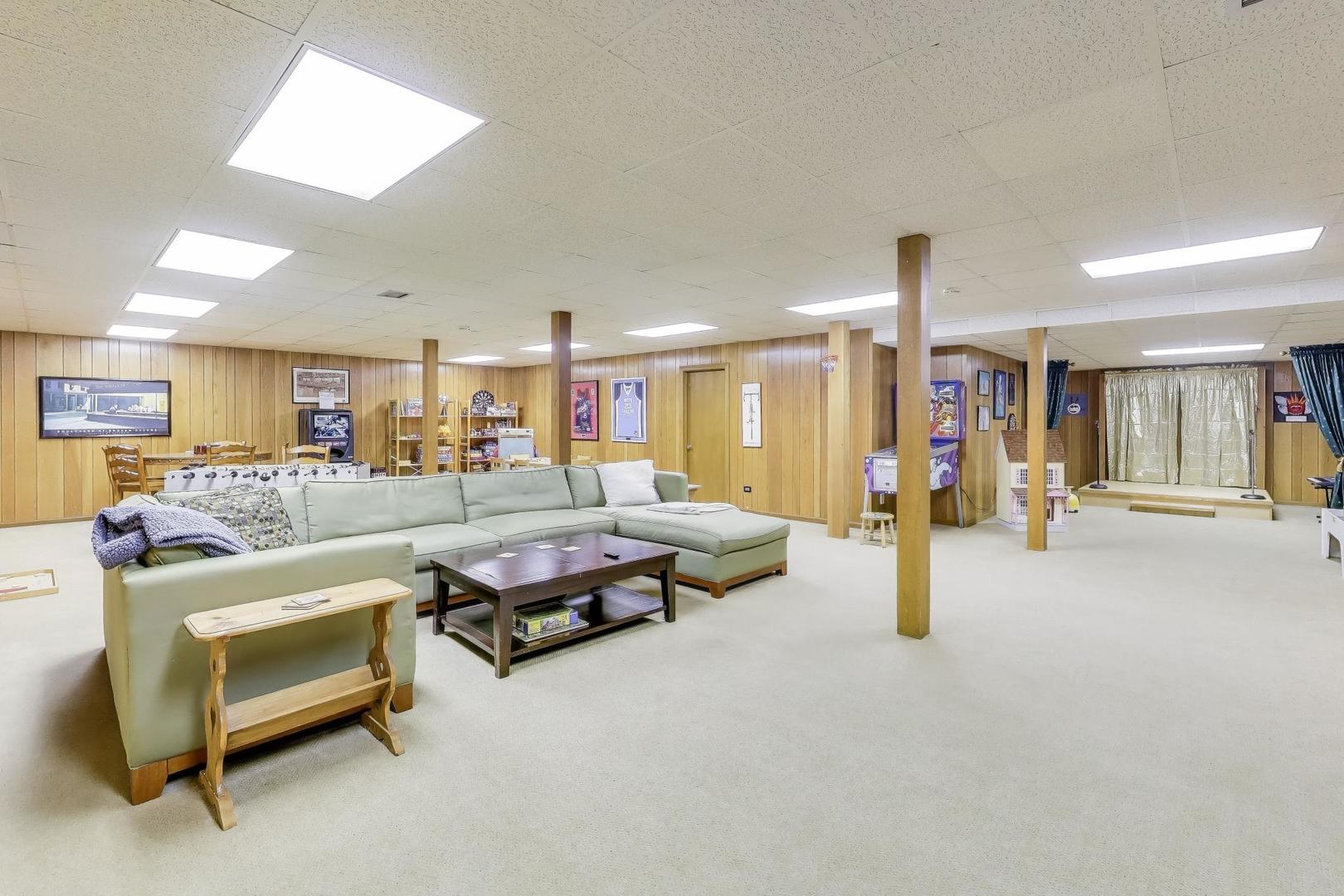 1135 Buttonwood Lane Property Photo 42